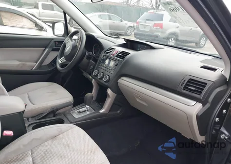 2015 Subaru Forester 2.5I z USA, uszkodzony, nr VIN JF2SJABC2FH416842